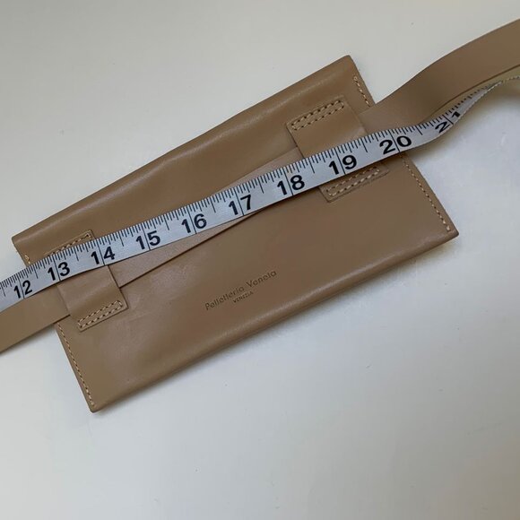 NWOT Made in Italy Tan Leather Waist Bag - Picture 3 of 5